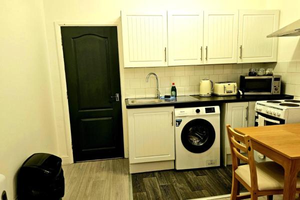 Φωτογραφία 2: Charming 1 Bedroom Apartment in Bridgend