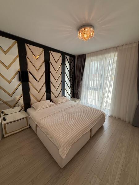Nella foto è visibile l'oggetto Win Herastrau - Luxury Feel situato nella città di Bucarest.
