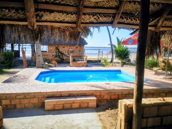 Na zdjęciu widoczny jest obiekt Silver Fish Resort położony w mieście Maxixe.