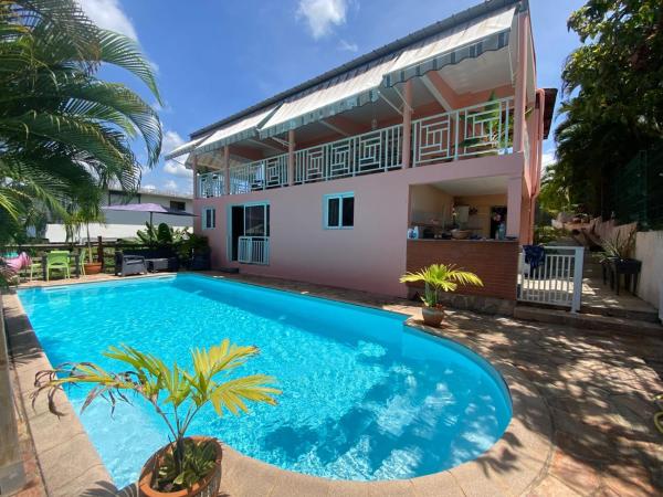 Haut de villa de tanding