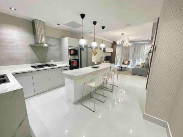 Στη φωτογραφία φαίνεται το αντικείμενο Upscale City Center Condo που βρίσκεται στην πόλη Carlos Guerra.
