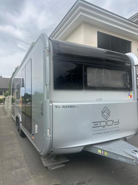 Na zdjęciu widoczny jest obiekt Beautiful, luxurious Caravane property położony w mieście Fulenbach.