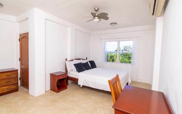 Na zdjęciu widoczny jest obiekt Chic & Luxurious Flat położony w mieście Crosbies.