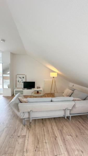 Fotografie 4: Loft mit Blick über Koblenz u Festung Nähe BWZK