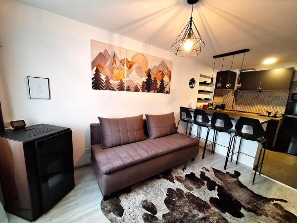 Na zdjęciu widoczny jest obiekt Deer House - Balcony & Private Parking położony w mieście Buşteni.