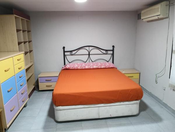 En la foto se muestra el objeto Apartamentos jofamia ubicado en la ciudad de Candeleda.