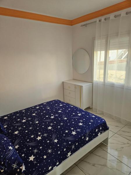 A la foto es mostra l'objecte Dartoumana Ogla Zarzis EL Bahia situat a la ciutat de Sangho.