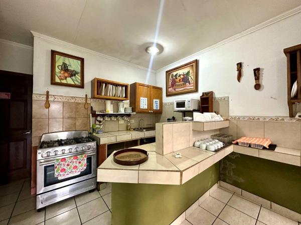 Billede 8: Room E in Heredia – Excellent location