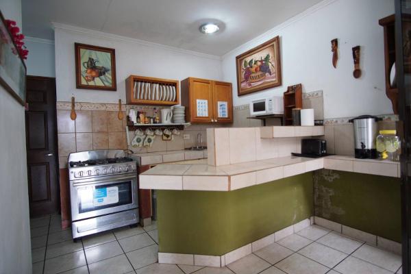 Billede 9: Room E in Heredia – Excellent location