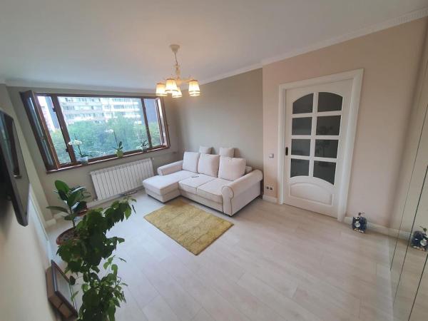 A la foto es mostra l'objecte Apartament Lux situat a la ciutat de Bucarest.
