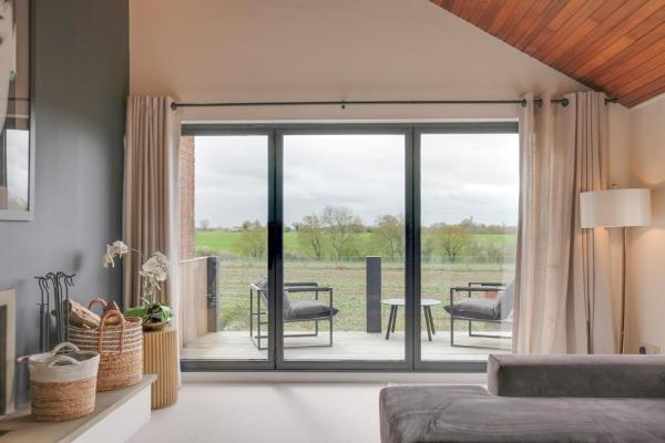A la foto es mostra l'objecte Two bedroom house with far-reaching country views situat a la ciutat de Sheering.