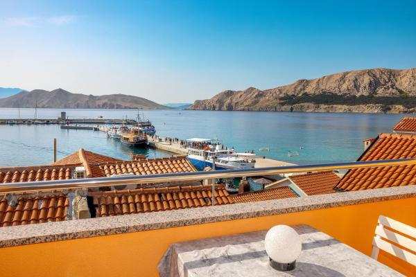Apartment Placa With Balcony And Sea View - Baška
