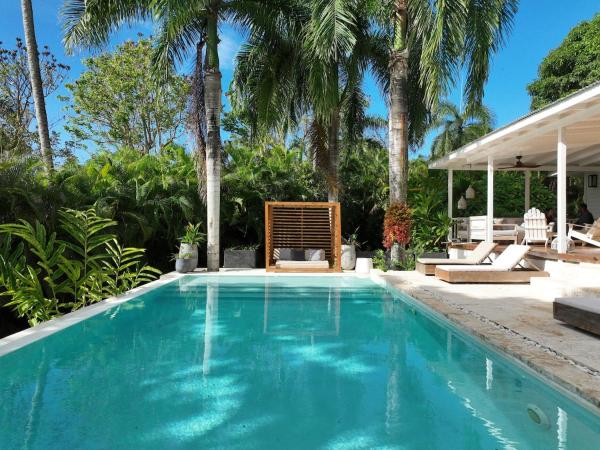 A la foto es mostra l'objecte Modern villa with private pool 1 km from the beach samana situat a la ciutat de El Limón.