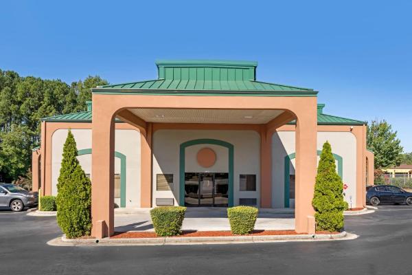 A la foto es mostra l'objecte Quality Inn & Suites Stockbridge Atlanta South I-75 situat a la ciutat de Rex.