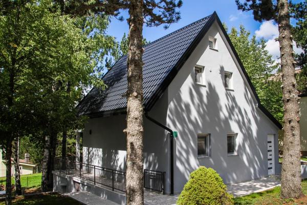 Kuvassa näkyy kohde Pineta Blidinje, joka sijaitsee kaupungissa Blidinje.