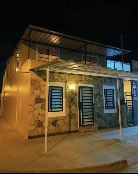 A la foto es mostra l'objecte Ica Llaxta Casa con Piscina 6 camas tranquilo situat a la ciutat de Yaurilla.