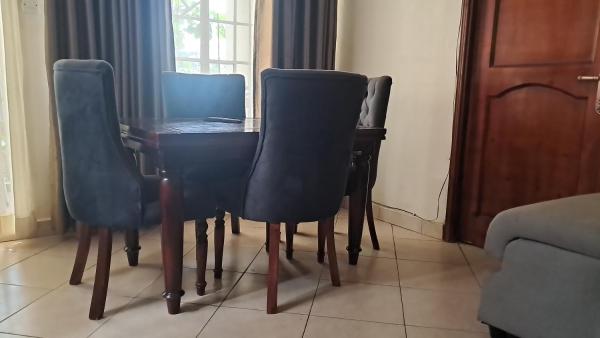 A la foto es mostra l'objecte acaciabnb situat a la ciutat de Nalakonge.