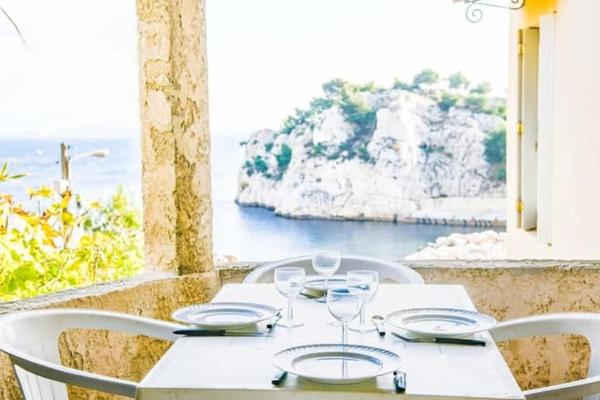 Fotografie 4: Cabanon, 2 chambres, terrasse et vue mer