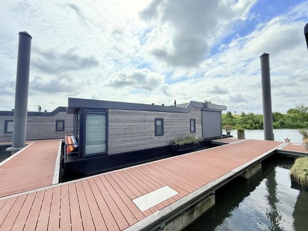 De Maasterp - Woonboot 21, Montfort
