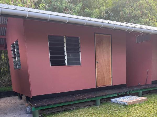 Nella foto è visibile l'oggetto Faatiarau Bed situato nella città di Fare (Huahine Nui).