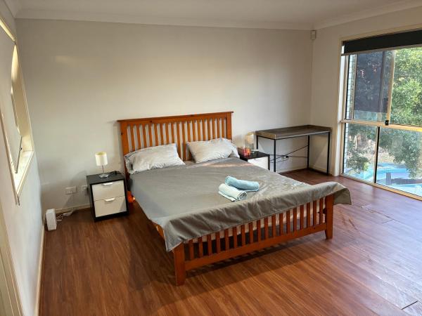 Foto 3: Shared house with other guests near shopping center and theme parks