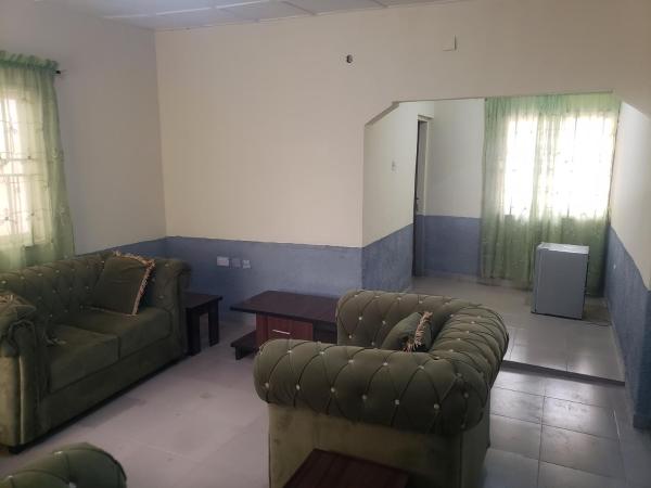 A la foto es mostra l'objecte Alidiat apartments situat a la ciutat de Ado Ekiti.