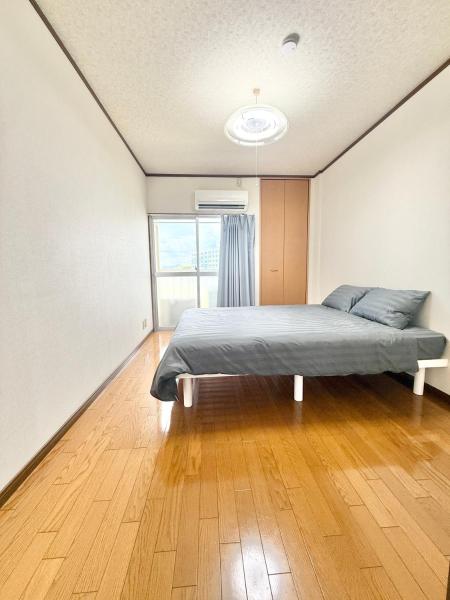 A la foto es mostra l'objecte 折尾Inホテル305 situat a la ciutat de Ashiya.