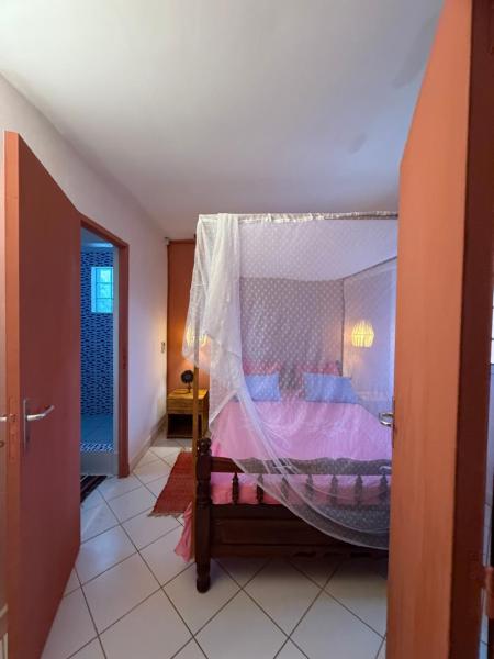 Auf dem Foto ist das Objekt Appartement Chez Tourab in der Stadt Ambatozavavy zu sehen.