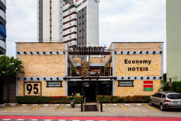 A la foto es mostra l'objecte Economy Flat situat a la ciutat de Natal.
