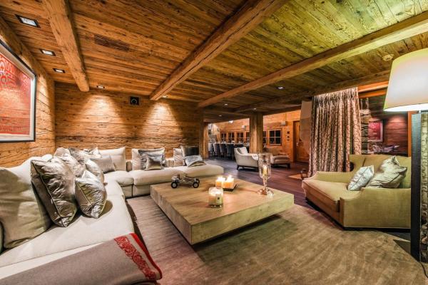 A la foto es mostra l'objecte Luxuriöses Zermatt Chalet mit Pool & Jacuzzi situat a la ciutat de Zermatt.