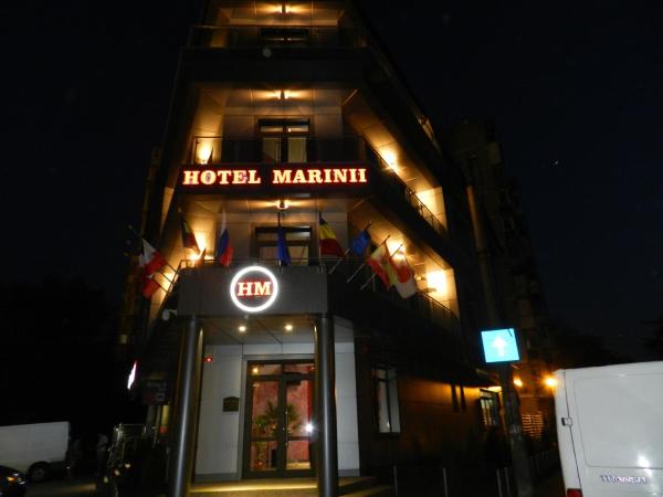A la foto es mostra l'objecte Hotel Marinii situat a la ciutat de Bucarest.