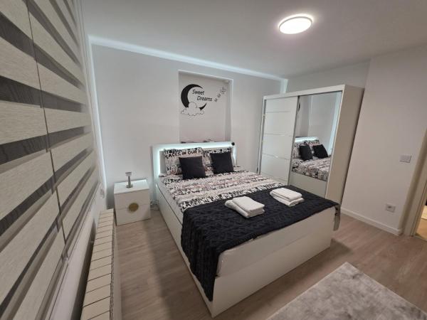 Na fotografii je vidět objekt Apartman - stan na dan Four H nacházející se ve městě Brus.