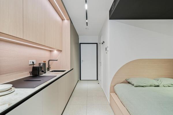New Studio with Balcony- 1GB - 10 min City Center REF37, Luxemburg (Stadt)