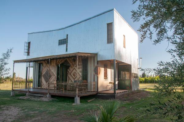 A la foto es mostra l'objecte Finca Bravi situat a la ciutat de Maipú.