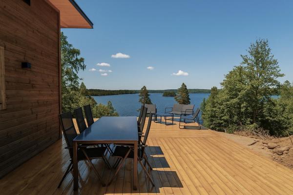 Auf dem Foto ist das Objekt Holiday home with sauna and lake view in scenic Lonashult in der Stadt Hulevik zu sehen.