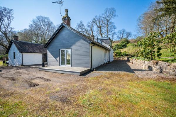 På billedet ses objektet The Stables Cottage, Beattock, Moffat beliggende i byen Johnstonebridge.