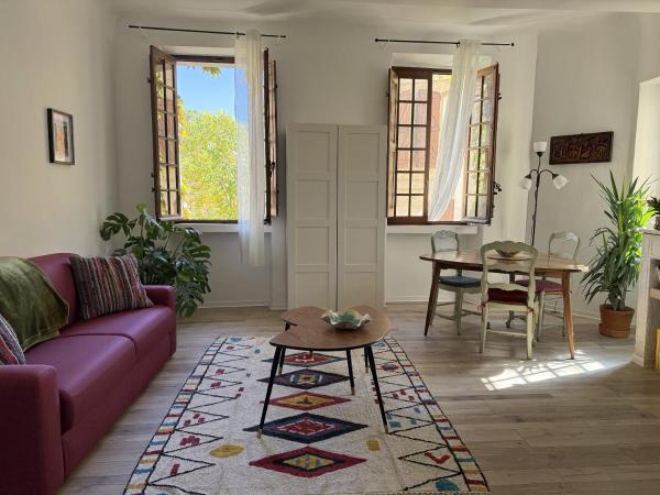 A la foto es mostra l'objecte Appartement provençal au coeur du village situat a la ciutat de Cotignac.