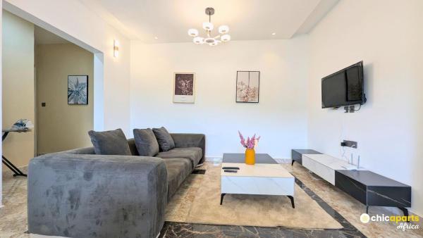 Auf dem Foto ist das Objekt Chic & spacious studio with parking in der Stadt Jaunde zu sehen.