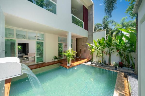 Private Pool Villa In The Heart Of Bangtao - Phuket