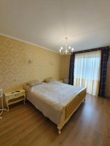 Foto 3: Іващенка 1а