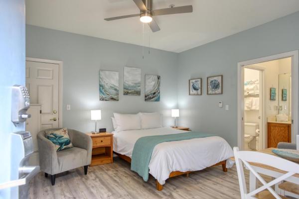 På billedet ses objektet Pacific Plaza #505 - Coastal Gem - StudioD-Q beliggende i byen Oceano.