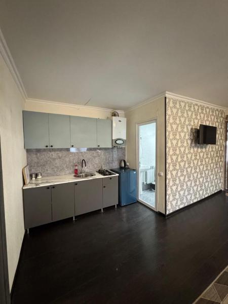 På bildet vises objektet Nirvana som ligger i byen Sevan.