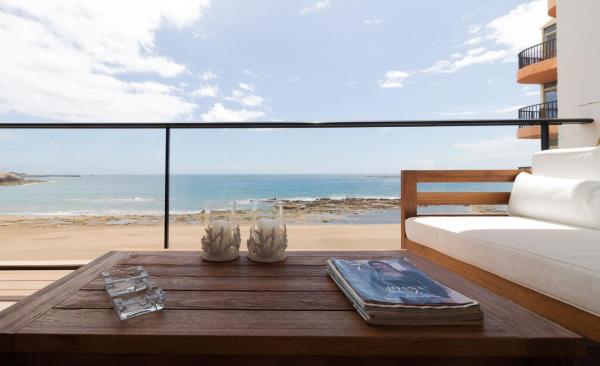 A la foto es mostra l'objecte Extra Luxurious Apartment on the Beachfront. situat a la ciutat de Salinetas.