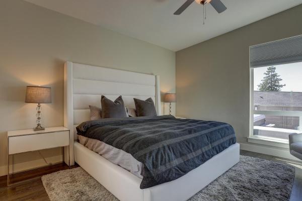 Ruby Peak Spacious & Comfortable Home - 30 day minimum home photo 4