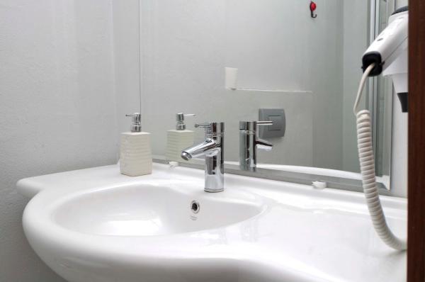 Na fotografii je vidět objekt Paperon Butik Otel nacházející se ve městě Limonlu.