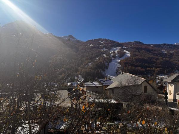 På billedet ses objektet Maison La Boneca beliggende i byen Saint-Chaffrey.