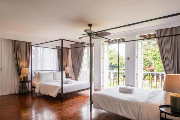 MiraNamin Nest GUMAMELA Suite in Unique Historic Home with View, Pet Friendly with a Fee, Manila