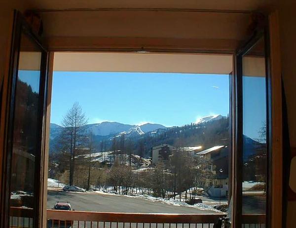 A la foto es mostra l'objecte Confortable appartement, panorama sud, vue montagne situat a la ciutat de Allos.