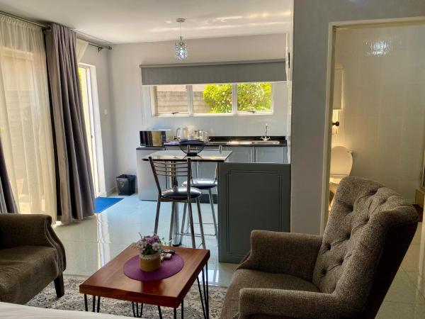 Zdjęcie 7: Spacious ground-floor studio in central New Chadcombe - 2316