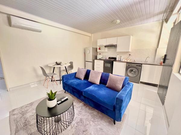 A la foto es mostra l'objecte Cozy and Stylish 2 Bedroom Retreat in Gaborone situat a la ciutat de Gaborone.